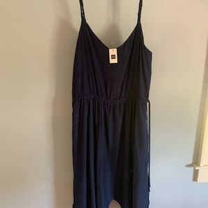 Women’s tops & dresses